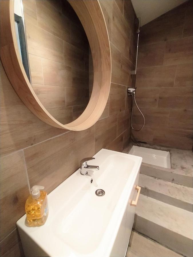 Calme En Centre Ville Appartement , Spacieux Et Renove A 50M De La Place Carnot Carcassonne Exterior foto
